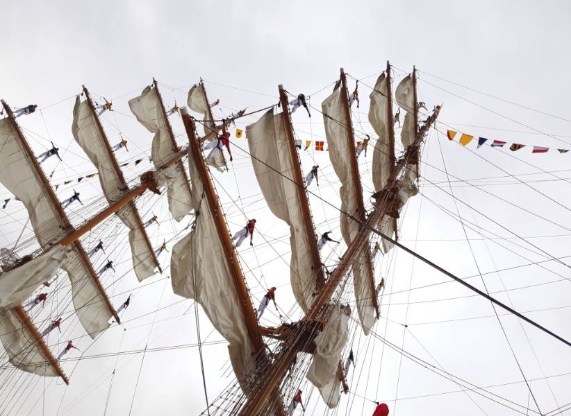 El río Guayas recibe a buques de 8 Armadas de Latinoamérica