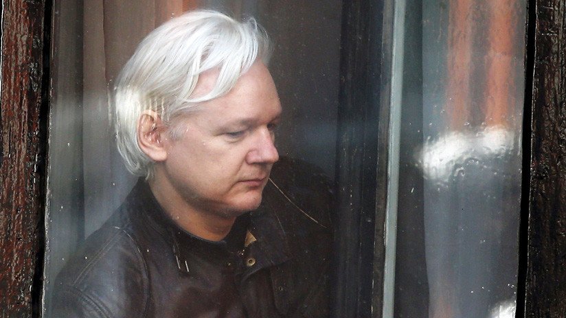 Audiencia de Julian Assange se retomará el 29 de octubre