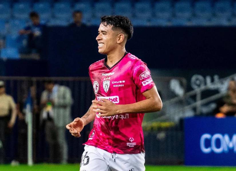 Kendry Páez en un partido con Independiente del Valle