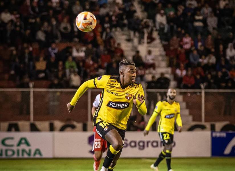 Bryan Carabalí será baja de Barcelona SC para enfrentar a Independiente del Valle.