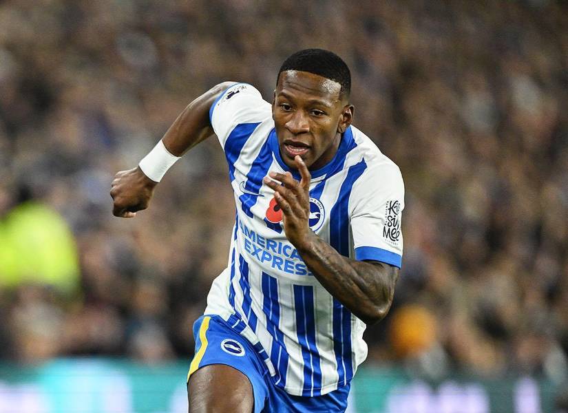 Pervis Estupiñán jugador del Brighton.