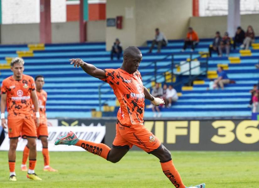 Libertad de Loja venció 1-0 al Vinotinto FC.