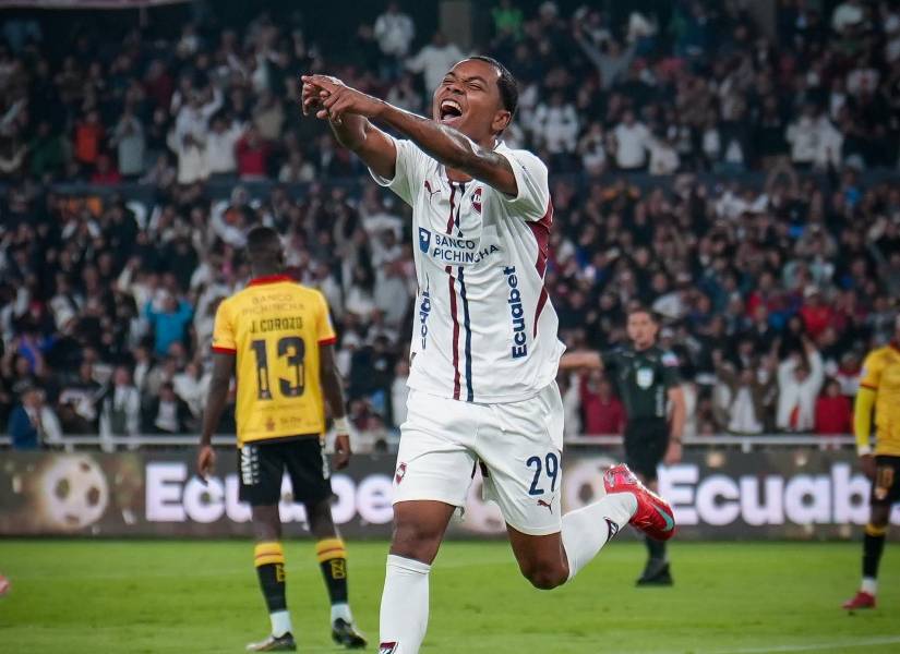 Bryan Ramírez celebra su gol contra Barcelona SC por la segunda fecha del hexagonal principal de la LigaPro