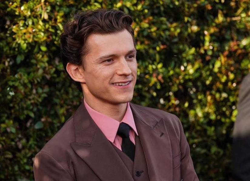 Tom Holland es conocido por participar en varias entregas de Spider Man.