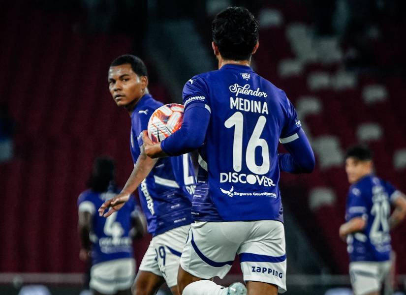 Jeison Medina celebra su gol con Liga de Quito por la fecha 21 de la LigaPro