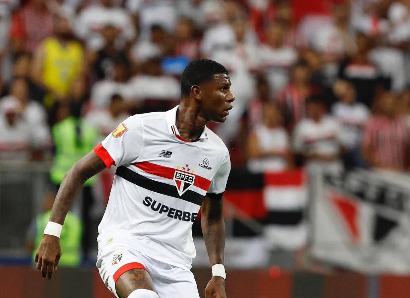 Robert Arboleda tiene contrato con el Sao Paulo hasta el 2027.