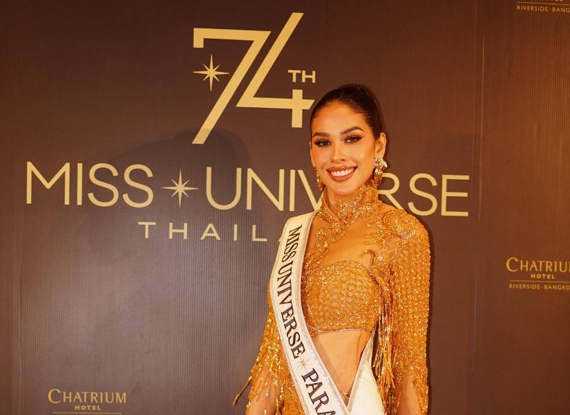 Miss Paraguay, Yanina Gómez, en Tailandia.