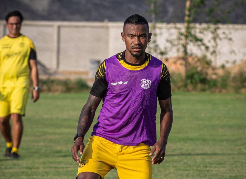 Barcelona SC realiza la pretemporada en Manta.