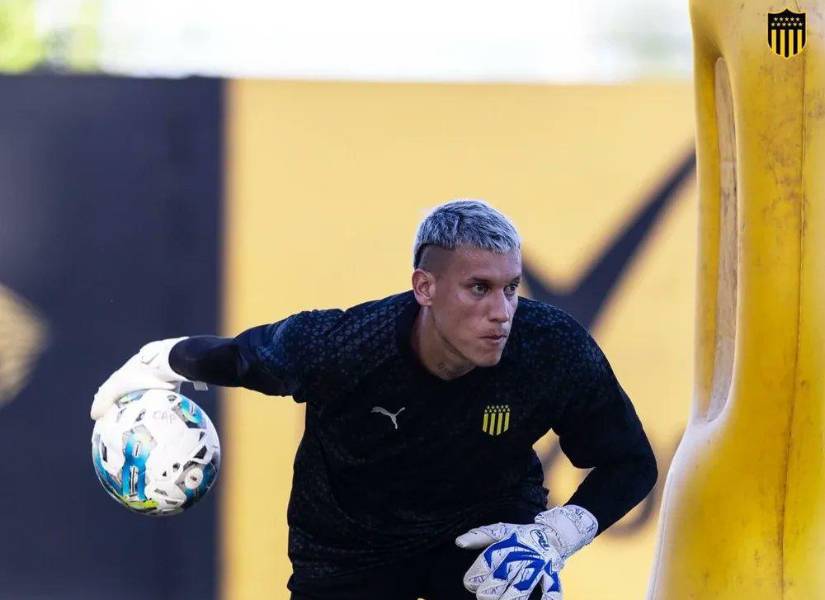 Washington Aguerre negocia con Peñarol y Barcelona SC.