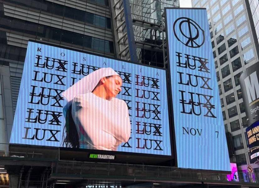 Anuncio de Lux en Times Square.