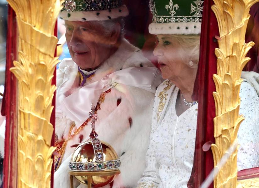 Camila ha sido coronada como reina del Reino Unido en la ceremonia que se lleva a cabo este sábado en la Abadía de Westminster, en Londres.