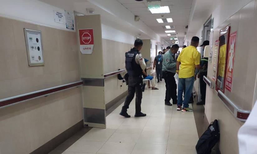 Alarma en los pasillos del Hospital Guayaquil por balacera.