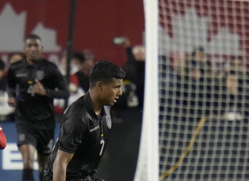 Jeremy Arévalo sumó sus primeros minutos con la selección de Ecuador ante Canadpa.
