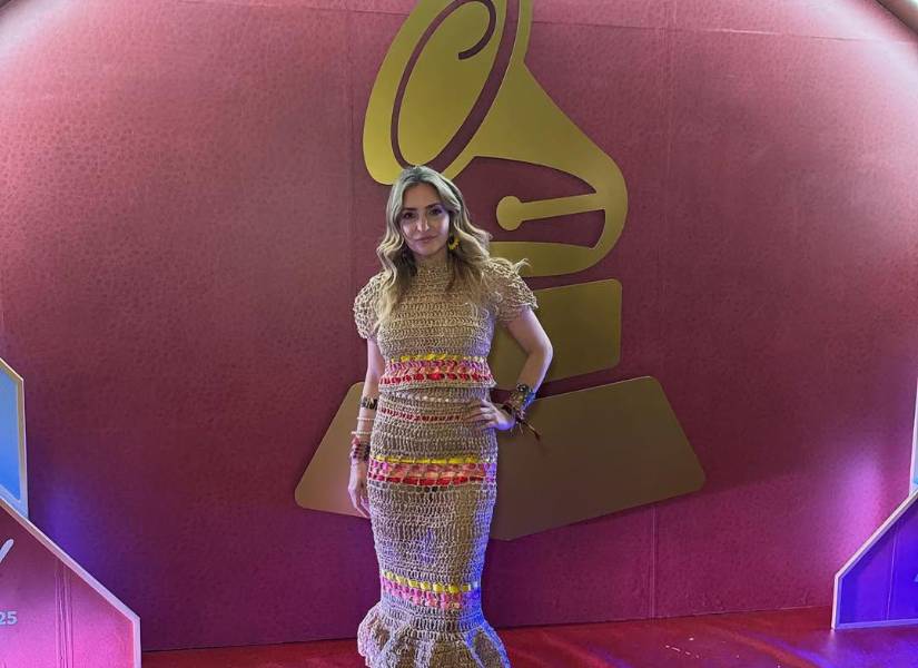 Mirella Cesa estuvo presente en los Latin Grammy 2025.