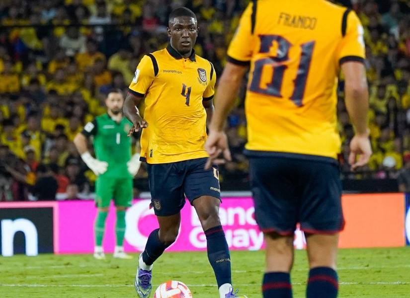 Joel Ordóñez fue titular con la selección de Ecuador ante Paraguay y Argentina.