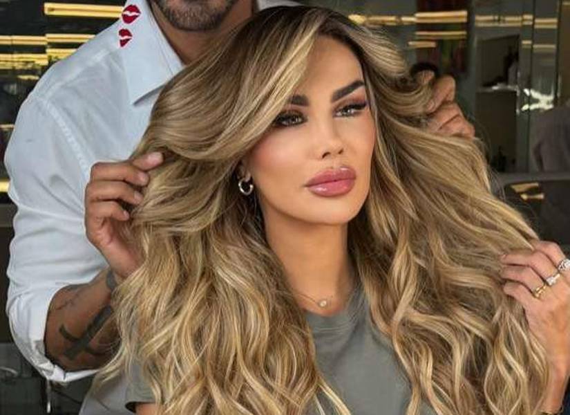 Ninel Conde luciendo su nuevo color de ojos.