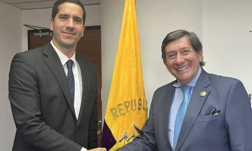 César Rohon y Roberto Luque en una fotografía de hoy, 30 de octubre de 2023.