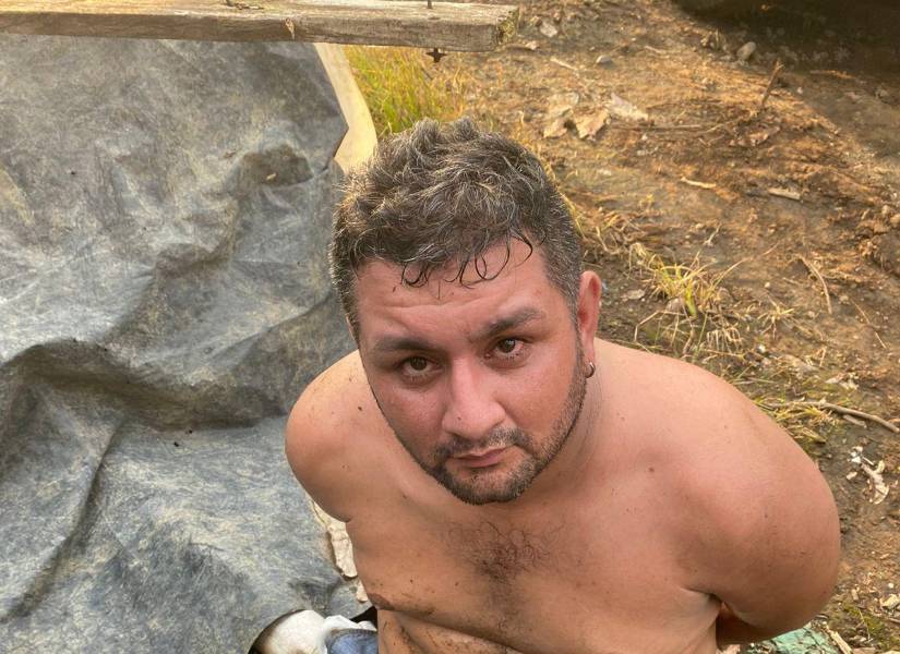 Imagen de unos de los secuestradores capturados.