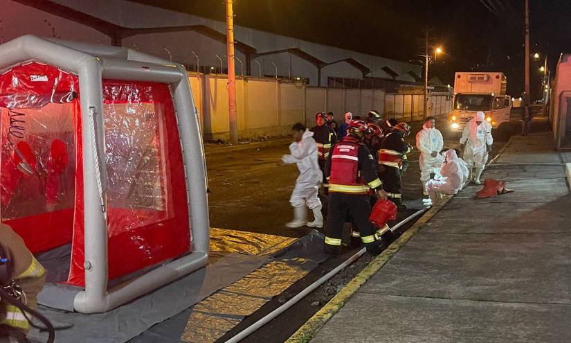 Proceso de limpieza a los trabajadores.