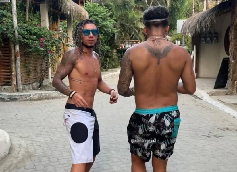 El look de Joao Rojas en la playa