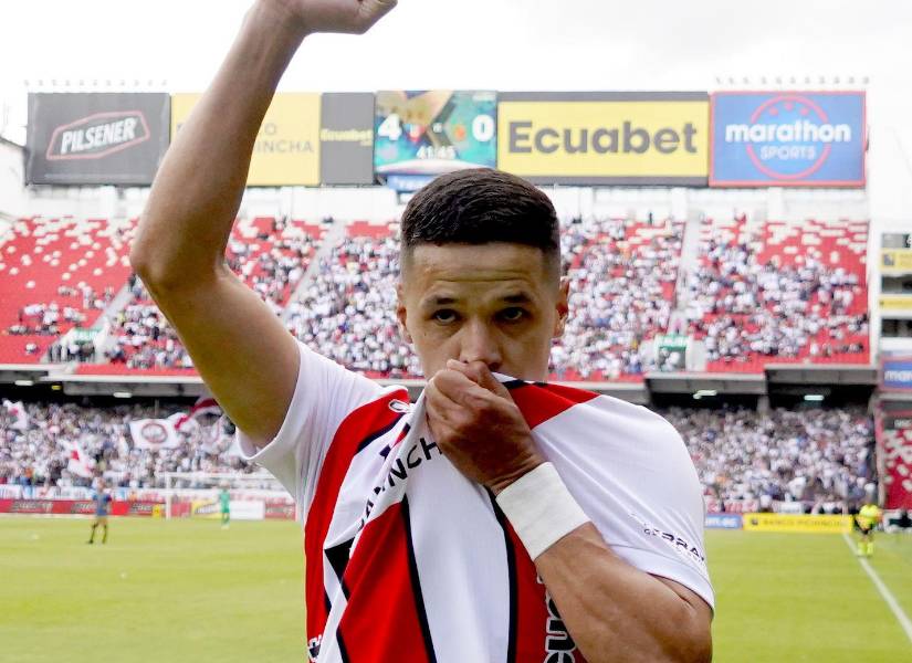 Álex Arce fue uno de los jugadores más premiados en El Pro.