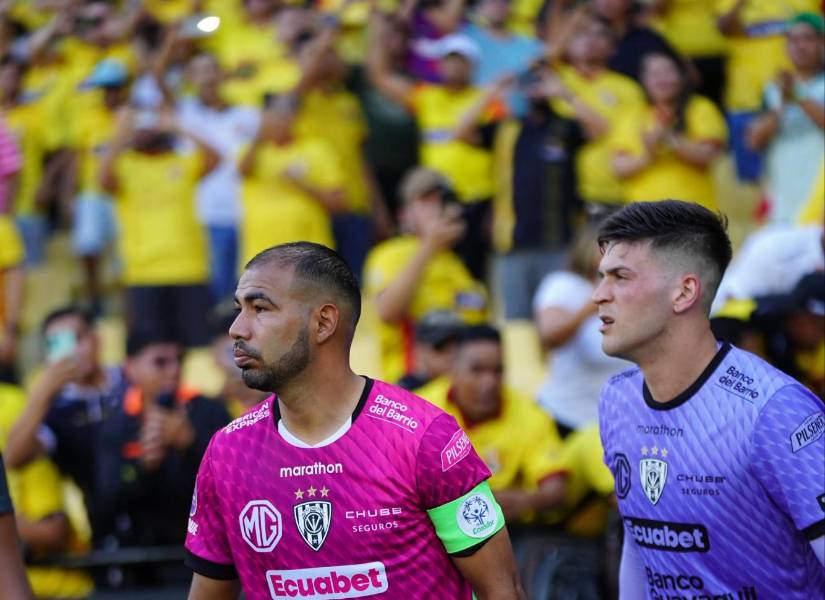 Junior Sornoza puede ganar tres nuevos títulos con Independiente del Valle.