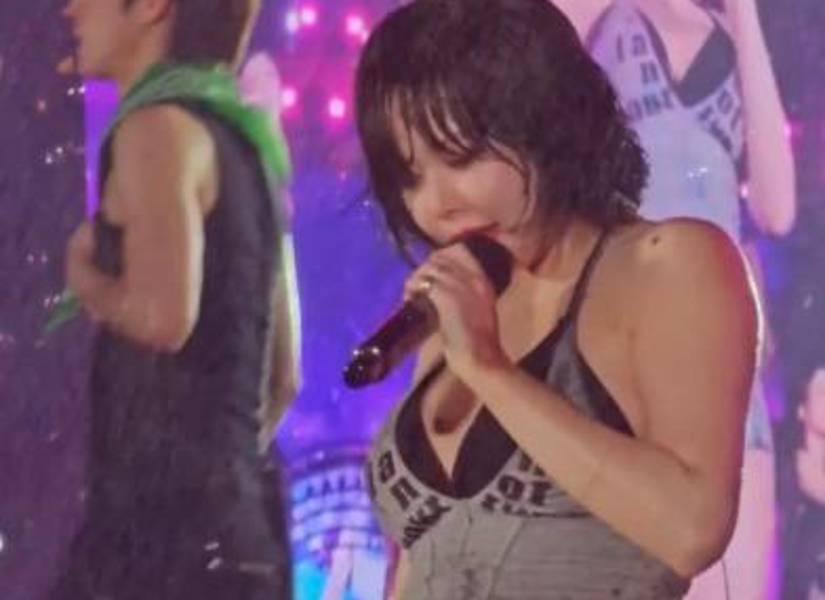 HyunA durante su presentación en Macao, China.