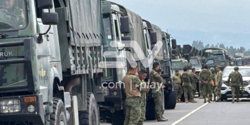 Convoy militar que saldrá a Ibarra.