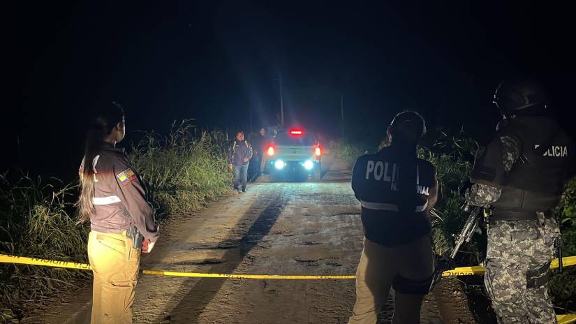 Según los militares implicados, los cuatro menores fueron puestos de rodillas, golpeados y obligados a desnudarse en un camino de segundo orden en Taura.