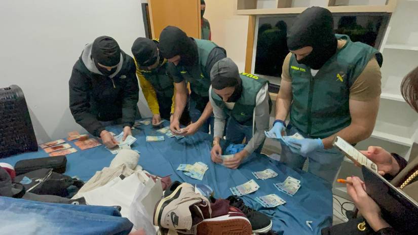 Los hermanos Alcívar Bautista usaron documentos falsos venezolanos para ingresar a España. En ese país se inició también una investigación en su contra.