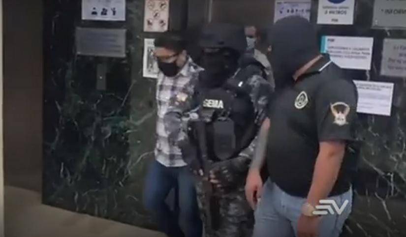Un fiscal del Guayas es detenido tras no acusar al cabecilla de una organización delictiva