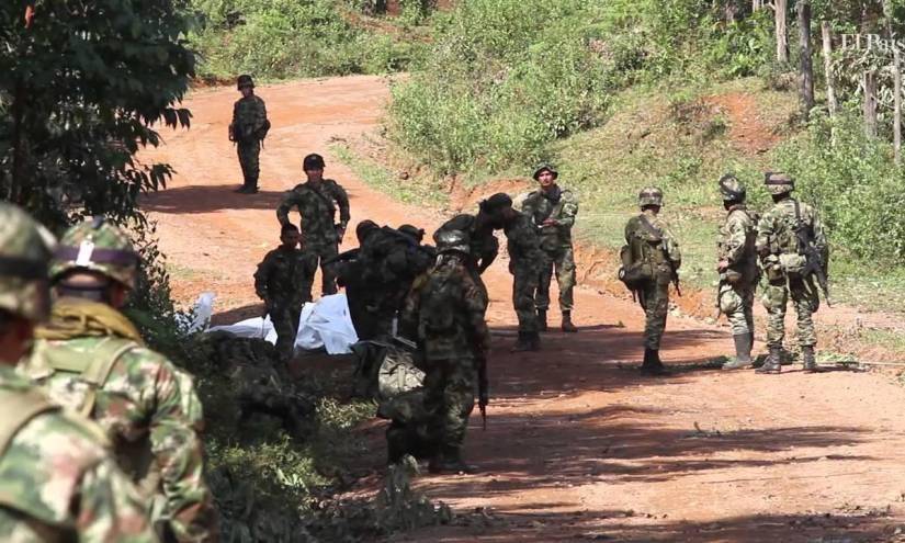 Un militar muerto y dos heridos por un doble atentado en el norte de Colombia