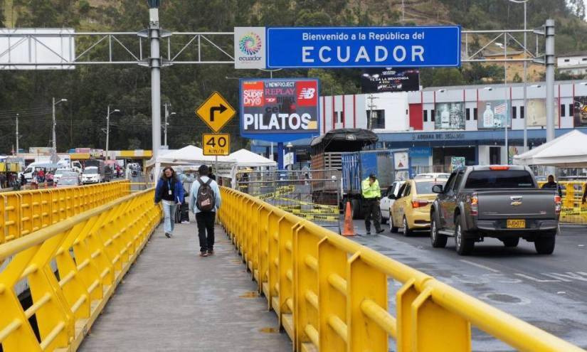 Apertura de frontera Ecuador-Colombia inicia este miércoles con transporte de mercadería