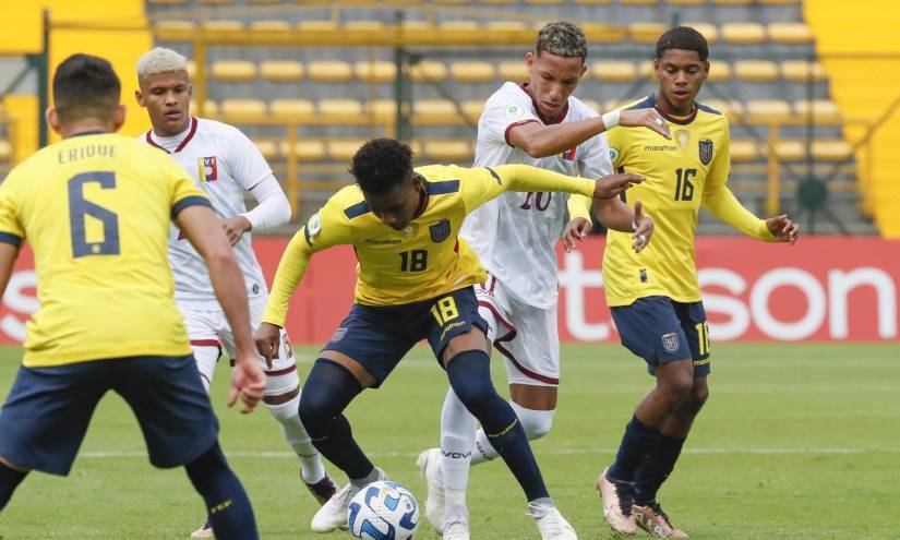 Miguel Bravo llama a 25 jugadores para microciclo con la Selección sub-20