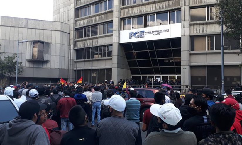 Jaime Vargas rindió versión sobre supuesto secuestro de policías durante protestas de octubre de 2019