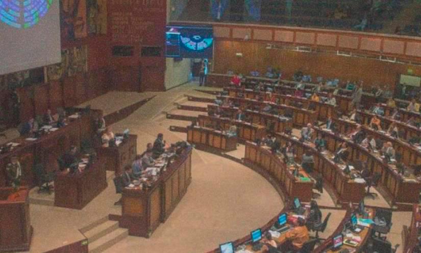 La Asamblea: tres meses entre escándalos y presuntos casos de corrupción