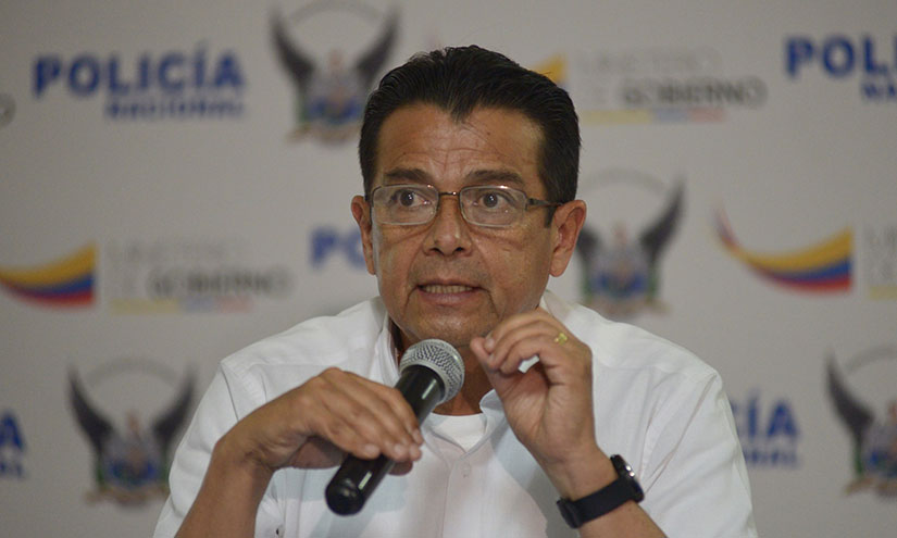 Ministro de Gobierno dio positivo para COVID-19