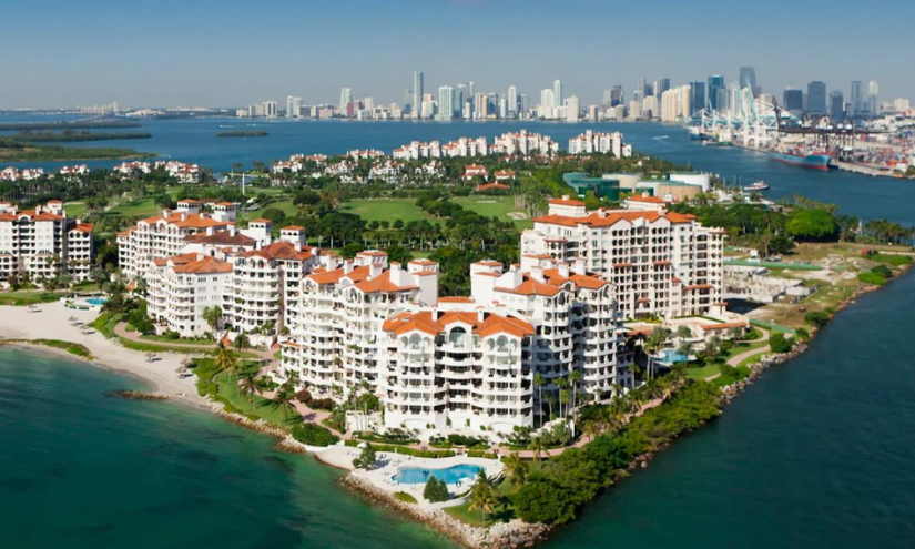 Imagen de la isla Fisher, ubicada entre Miami Beach y el Atlántico.