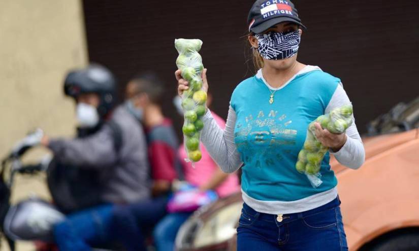 En Guayaquil el uso de mascarilla seguirá siendo obligatorio en espacios cerrados