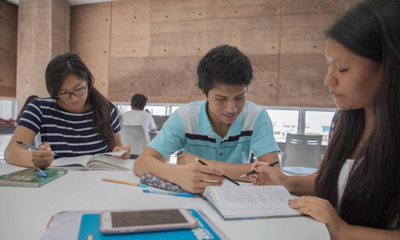 Desde el 2024, los centros públicos de estudios superiores deben aplicar sus propios procesos, tal como lo hacen actualmente 17 universidades del Estado.