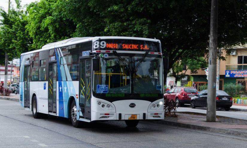 Paro de buses en Guayaquil se suspende, informa el Gobierno