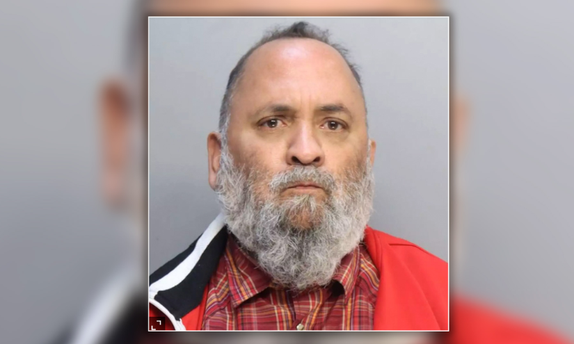 Daniel John Valtier es un hombre de 56 años que fue arrestado el lunes 8 de enero por acosar a Shakira.