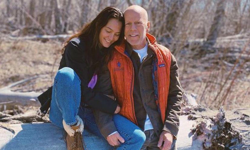 Hemming y Willis son padres de dos hijas: Mabel y Evelyn, de 11 y 9 años respectivamente