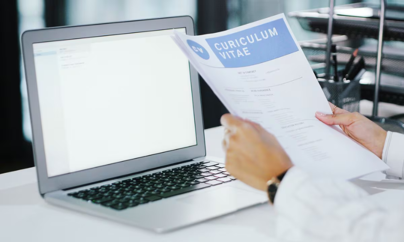 Imagen referencial. Hoja de vida.