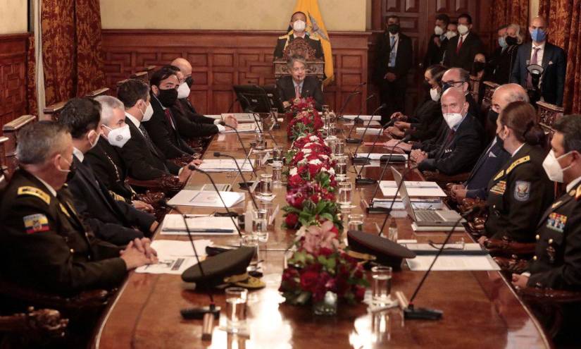 La noche del 24 de mayo de 2021 Lasso mantuvo la primera reunión con el Consejo de Seguridad Pública del Estado (Cosepe).