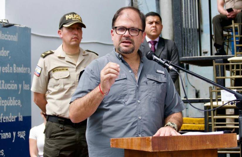 John Reimberg, ministro del Interior, durante el cambio de mando del comando de la Policía en la Zona 8