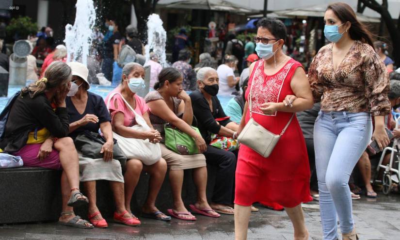 COVID-19: Guayaquil se acerca a los 100 mil contagios y Quito ya supera los 270 mil