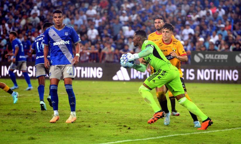 Pedro Ortiz, arquero de Emelec, ha sido importante para conseguir resultados positivos en Liga Pro.