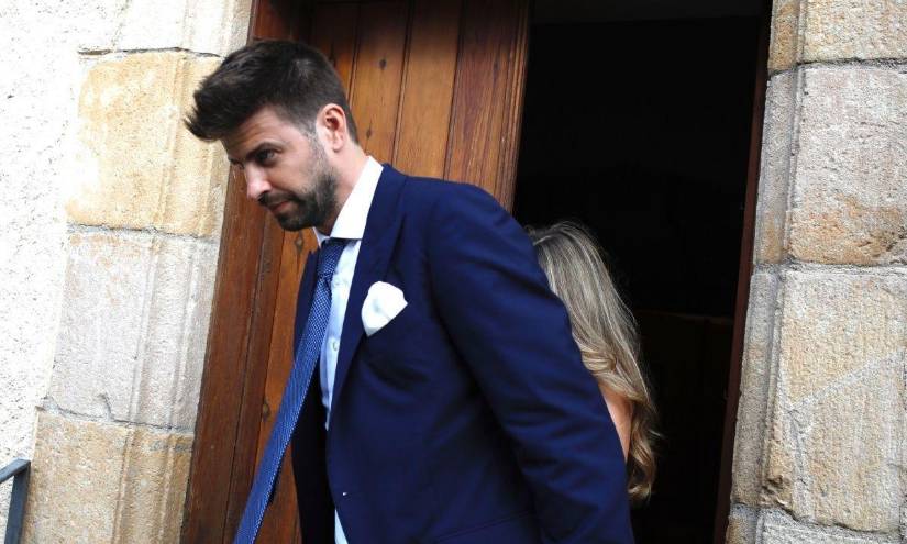Imagen de Gerard Piqué y Clara Chía en el matrimonio de Marc Piqué.