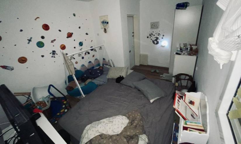 Así se ve el interior del búnker y que es el cuarto de su hijo de dos años.
